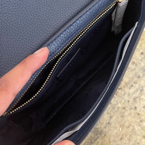 New Tory butch shoulder bag ๐ - Picture 6 of 10